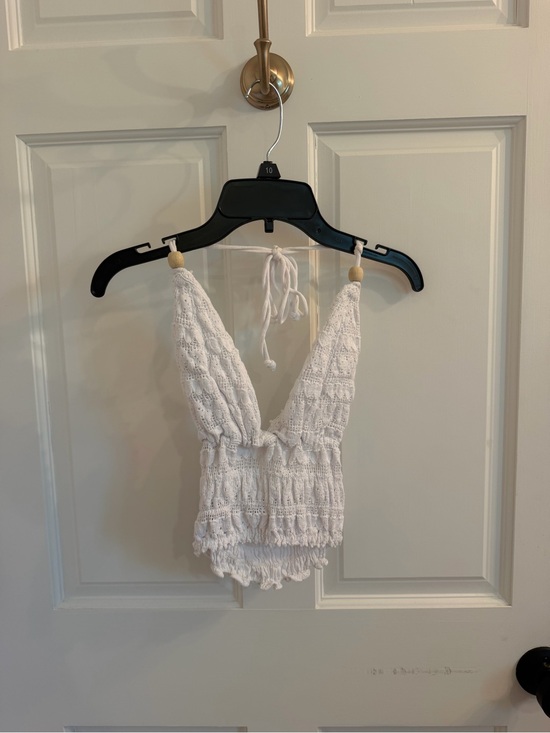 Tops - White Crochet V-Neck Halter Top